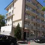 Peshev Family 3* Nessebar