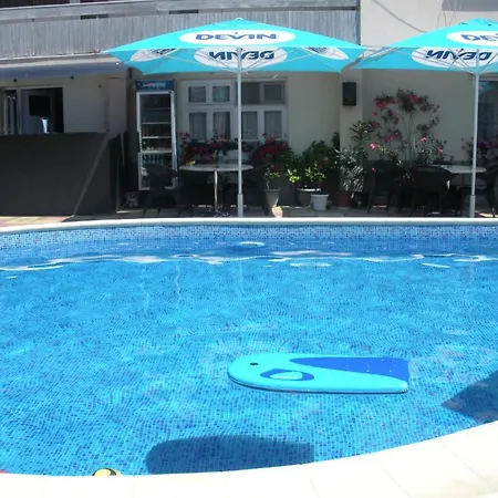 Peshev Family 3* Neszebar