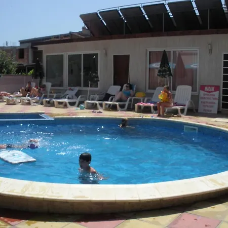 Szálloda Peshev Family Neszebar