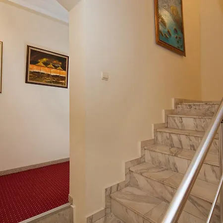 Peshev Family Szálloda Neszebar