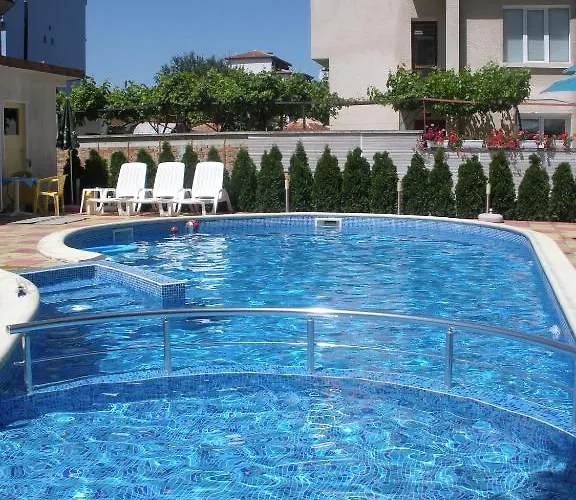 Szálloda Peshev Family